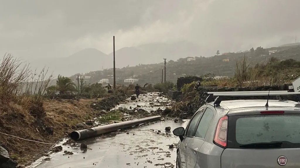 Následky tornáda na ostrově Pantelleria