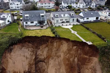 Obrazem: Životní prostředí, změny klimatu a vliv počasí na planetu Zemi v roce 2021 