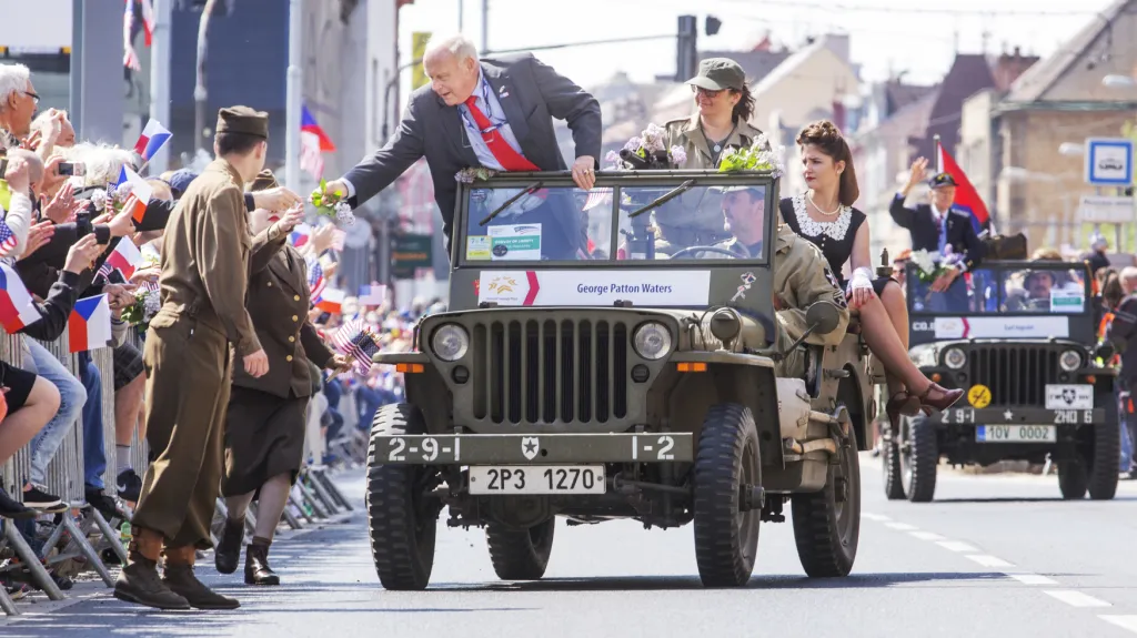 Vnuk slavného generála George Patton Waters v Konvoji svobody