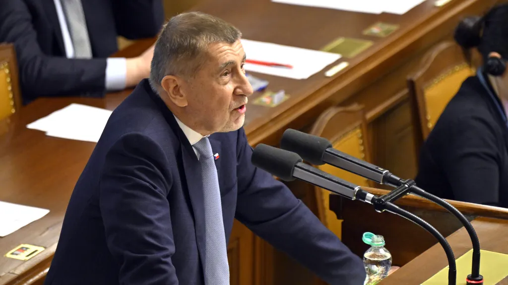 Premiér Andrej Babiš (ANO) na mimořádné schůzi sněmovny, 5. března 2026