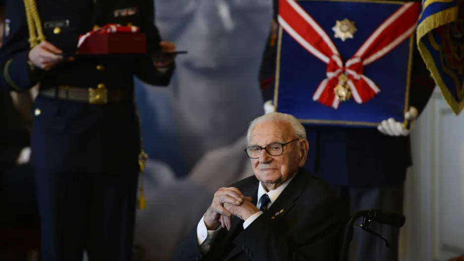 Nicholas Winton převzal Řád bílého lva