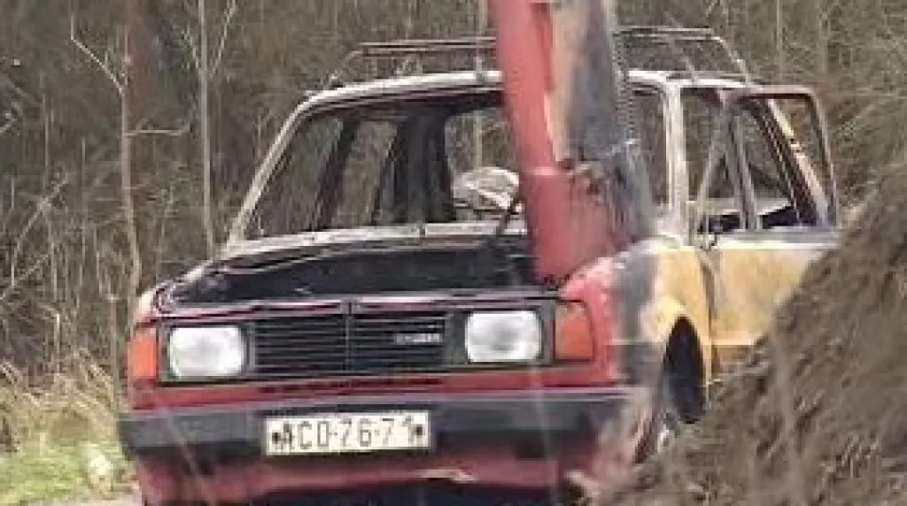 Auto po požáru
