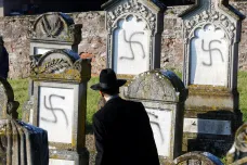 Antisemitismus sílí nejvíc od druhé světové války, varuje studie