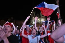 Fanoušci na náměstích sledovali hokejové finále a slavili české zlato
