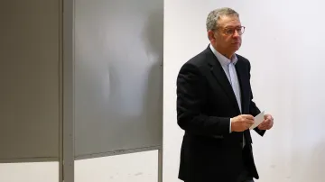 Středolevicový politik António José Seguro vede v druhém kole portugalských prezidentských voleb