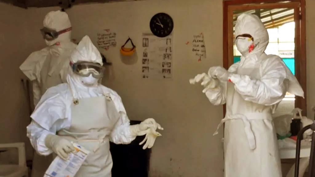 Afrika bojuje s ebolou
