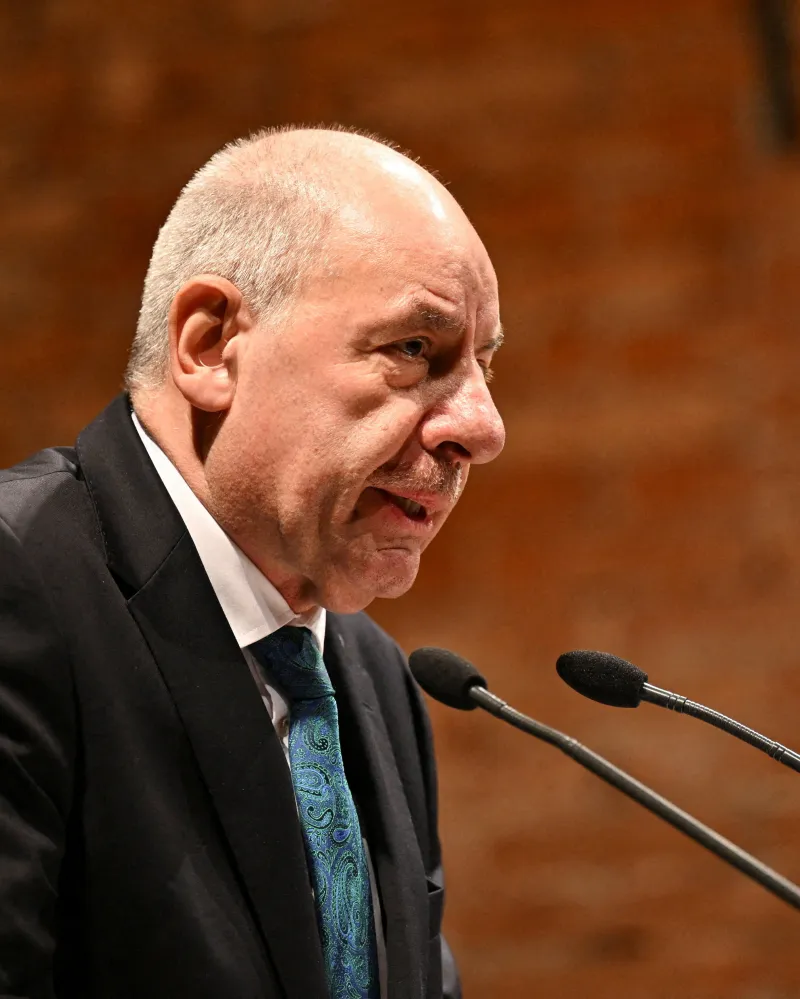 Maďarský prezident podepsal ústavní dodatek, který ukončuje jeho mandát