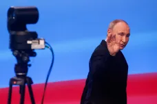 Putin chce předvést kontrolu nad situací, říká Stulík ke změnám v čele ruské armády