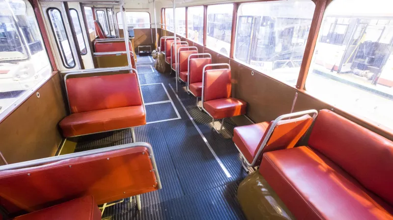 Historický trolejbus Škoda 8Tr