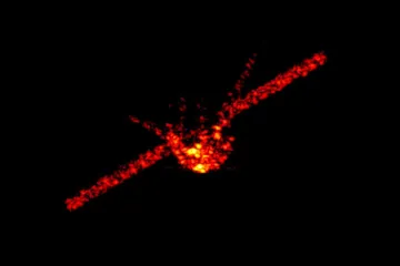 Týden ve vědě: Od  nejvzdálenější hvězdy po korejské zbraně vybavené umělou inteligencí