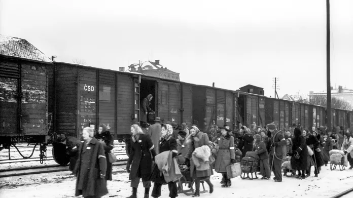 Před 70 lety odjel první organizovaný transport vysídlených Němců