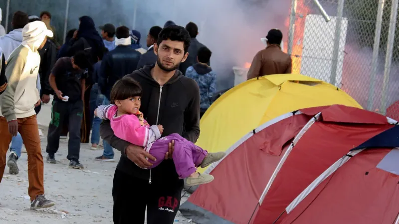 Nepokoje v uprchlickém táboře na Lesbu