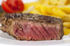 Červené maso jako karcinogen. Jeho častá konzumace zvyšuje riziko vzniku rakoviny prsu