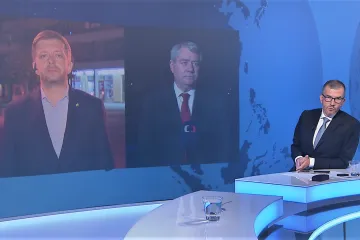 Podle Filipa byla Vystrčilova cesta avanturismus. Podle Rakušana skvělá reklama