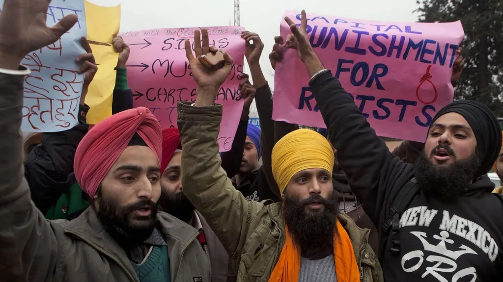 Indičtí studenti demonstrují proti vlně znásilnění