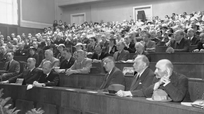 Zahájení mezinárodního kongresu PEN klubů v Praze (27.6.1938)