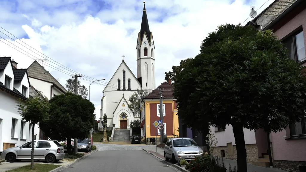 Kostel svatého Filipa a Jakuba Dolním Němčí