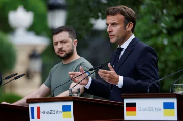 Státy v ruském sousedství se ohradily vůči Macronovým výrokům o bezpečnostních zárukách 