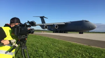 C-5M Super Galaxy krátce po přistání v Mošnově