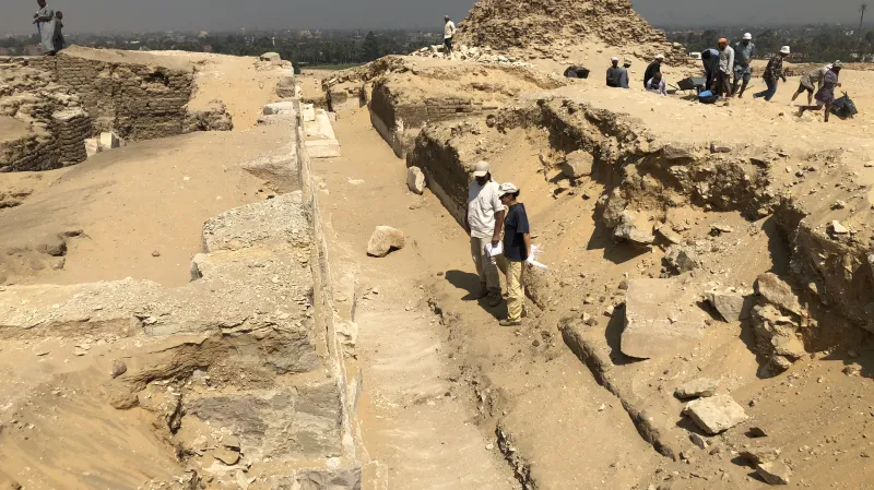 Pohřební komplex královského důvěrníka a kněze Kairese