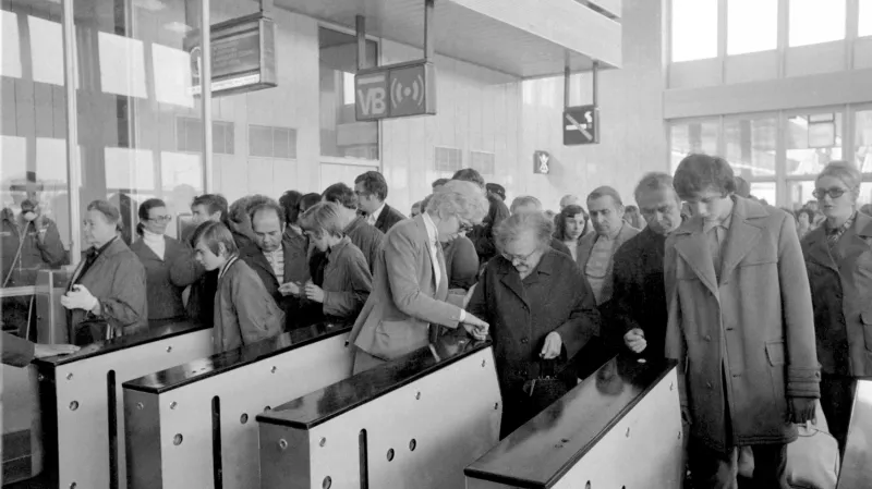 10. května 1974 v 5 hodin ráno byl na prvním úseku trasy C pražského metra zahájen normální provoz s cestujícími