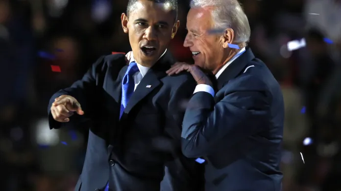 Joe Biden ještě v roli viceprezidenta Baracka Obamy. Fotografie z roku 2012