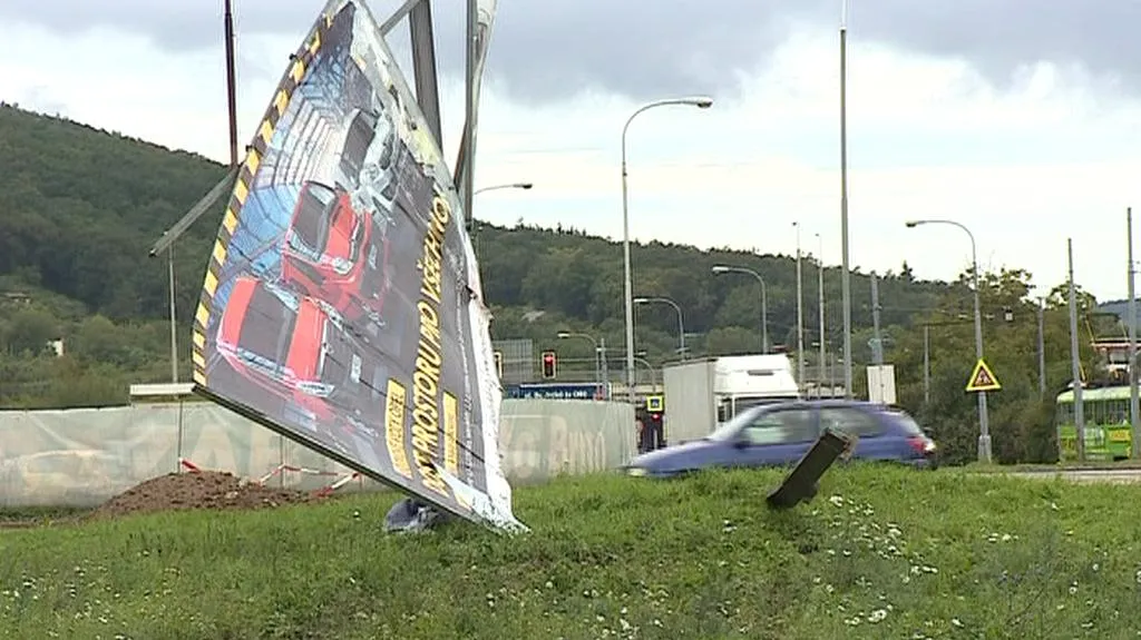 Poškozený billboard