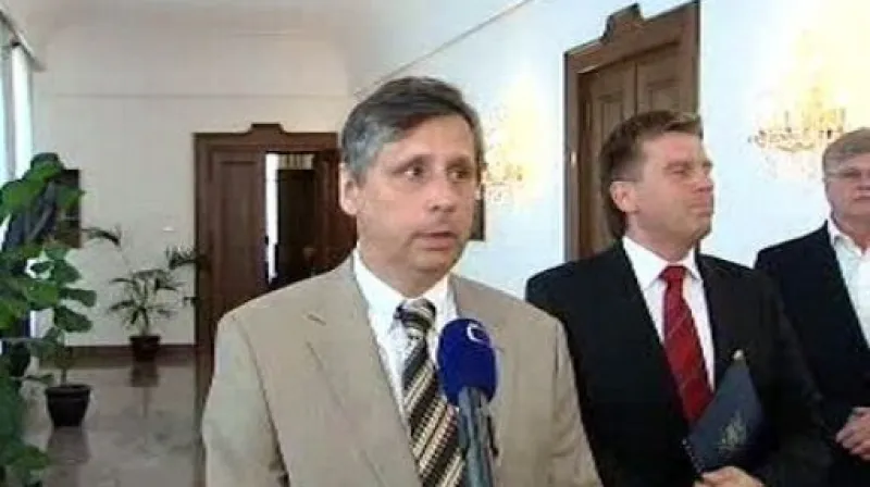 Brífink Jana Fischera a Miloslava Vlčka