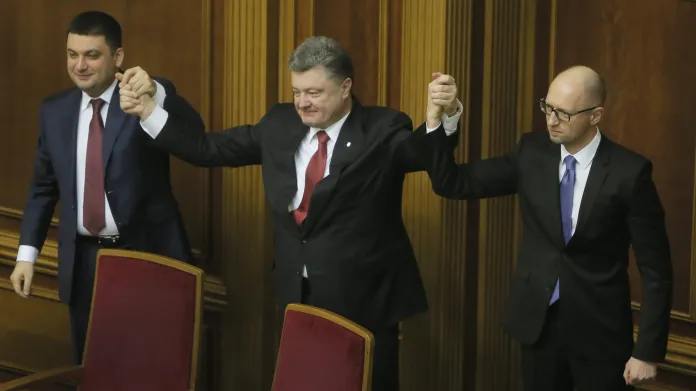 Volodomyr Hrojsman, Petro Porošenko a Arsenij Jaceňuk