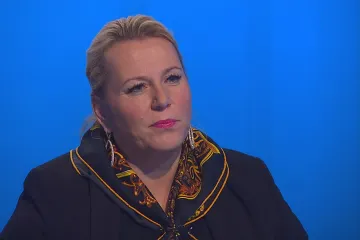 Ministryně Dostálová: Obce musí nabízet sociální bydlení povinně