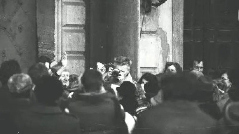 Kardinál František Tomášek na fotografii StB