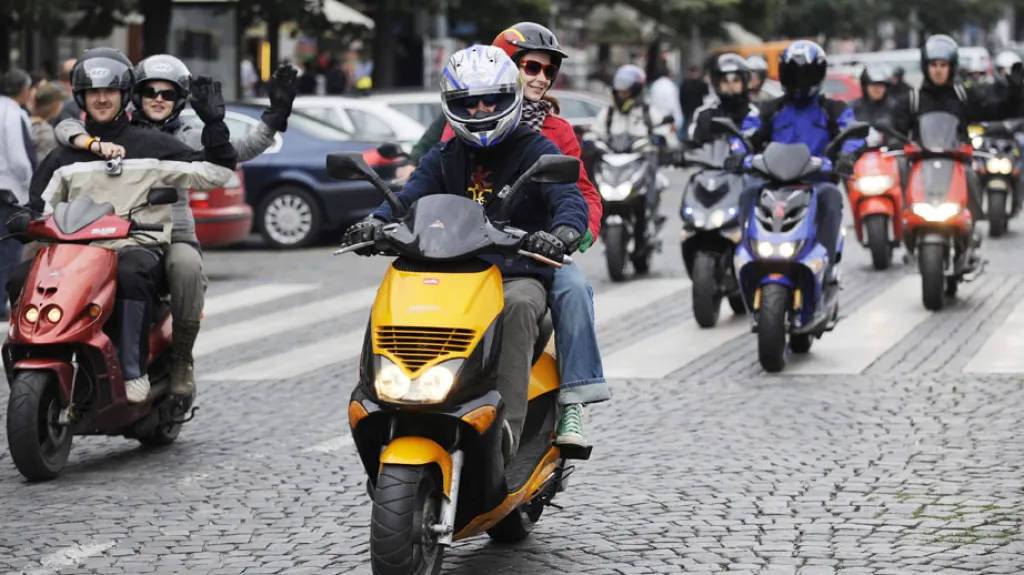 Skútr šňůra 2008