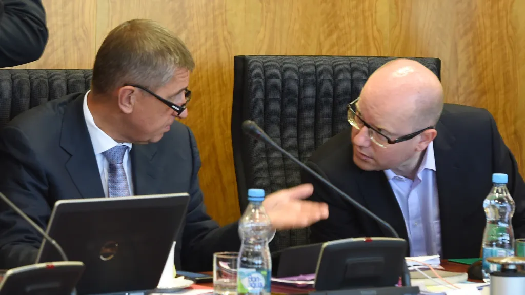 Premiér Bohuslav Sobotka a ministr financí Andrej Babiš