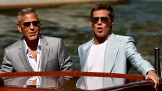 Brad Pitt a George Clooney na festivalu v Benátkách