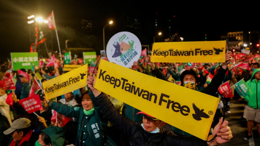 Předvolební mítink tchajwanské vládní Demokratické pokrokové strany