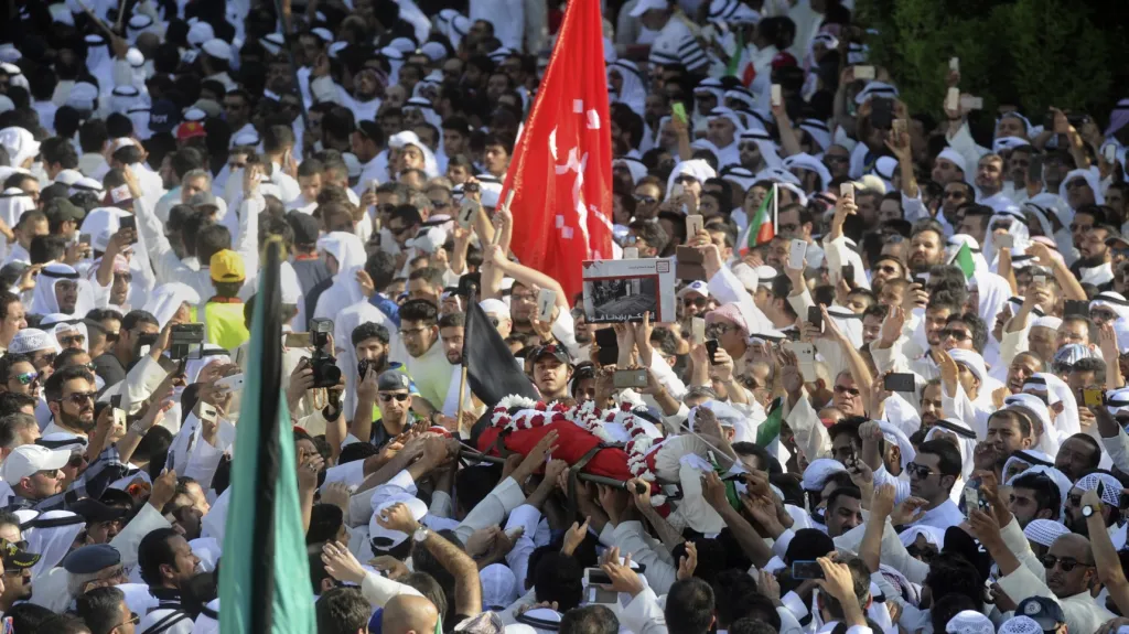 Pohřeb obětí útoku na kuvajtskou mešitu