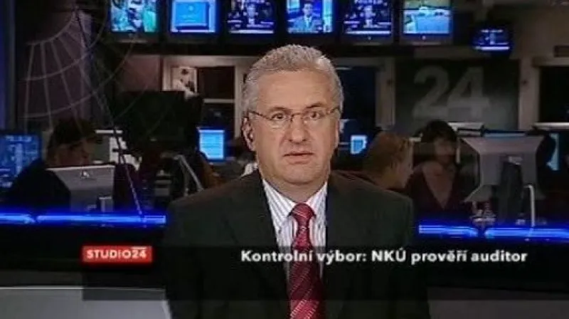 Studio ČT24: Šéf NKÚ čelí trestnímu oznámení