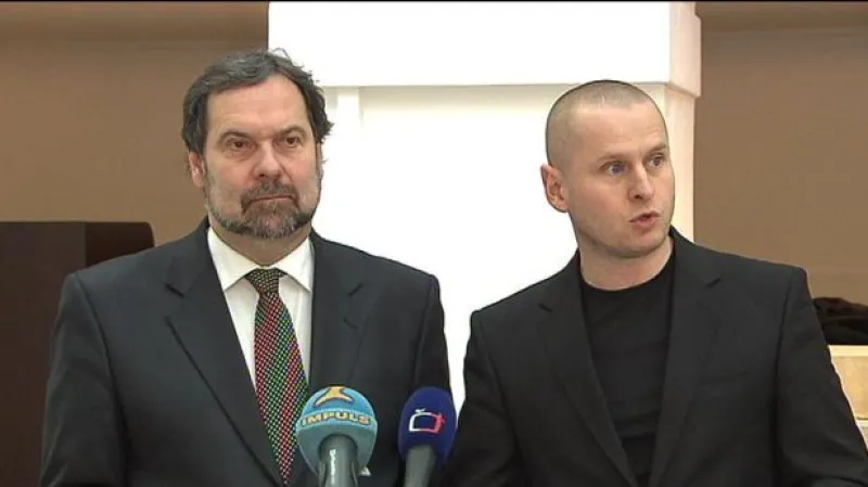 Brífink VV o trestním oznámení kvůli D47