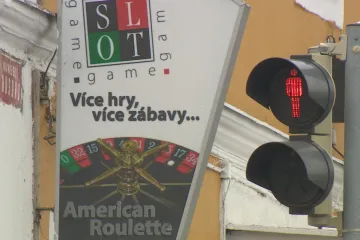 Horšovský Týn se zbavuje heren. Trápí ho přesun hráčů z Domažlic, kde už zákaz platí  