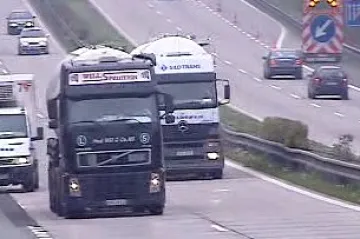 Pro kamiony začínají platit víkendová omezení