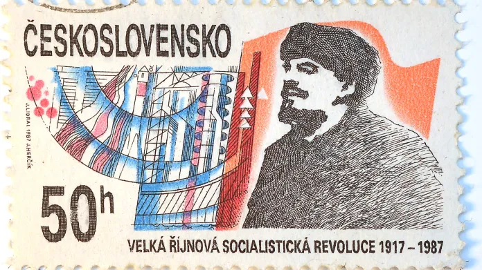 Poštovní známka vydaná k sedmdesátému výročí VŘSR
