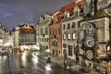 Staroměstská radnice slaví výročí. Místo poslechu orloje lidé zamířili do podzemí