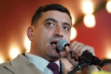 Rumuni budou opětovně volit prezidenta, favoritem je kandidát krajní pravice