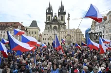 V Praze se demonstrovalo proti výdajům na obranu