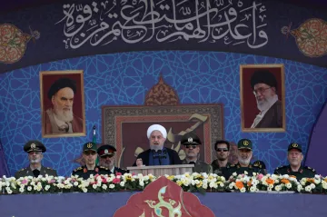 Ohrožení hranic nedopustíme, vzkázal íránský prezident. Trump chce poslat Saúdům vojáky