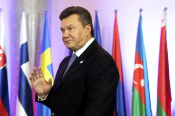 Ukrajinská policie vydala na Janukovyče zatykač