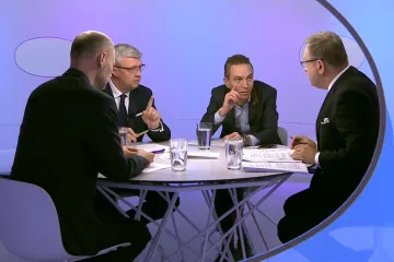 Zvláštní tarif na energie má být hotový do konce srpna, řekl Bartoš. Podle Špicara je to pozdě