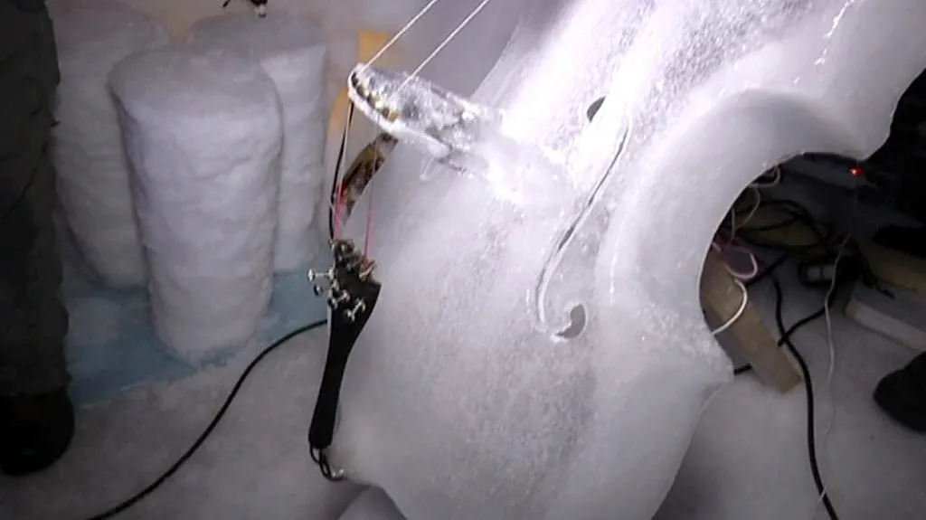 Hudební nástroj z ledu