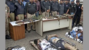 Teroristé, kteří zahynuli po útoku na letiště v Karáčí