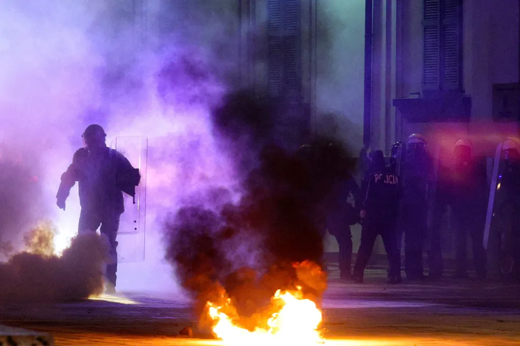 Protikorupční protesty v albánské Tiraně